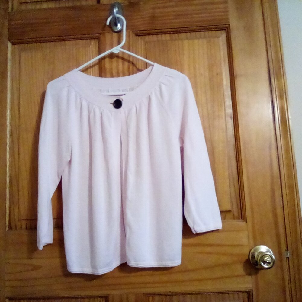 One button cardigan